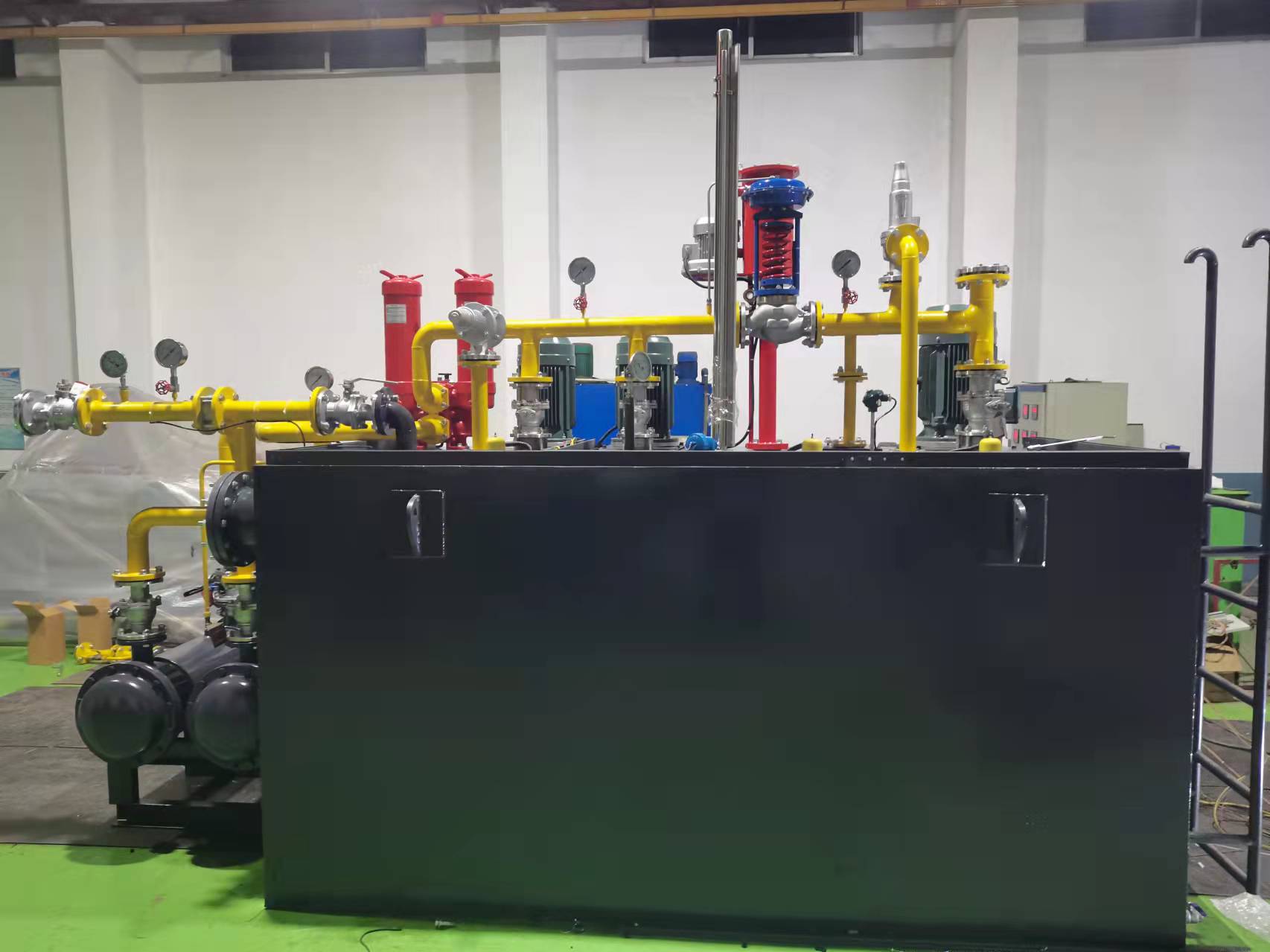 青島凱潤達利機電設備有限公司公司主營各種型號汽輪機稀油站、水泵稀油站